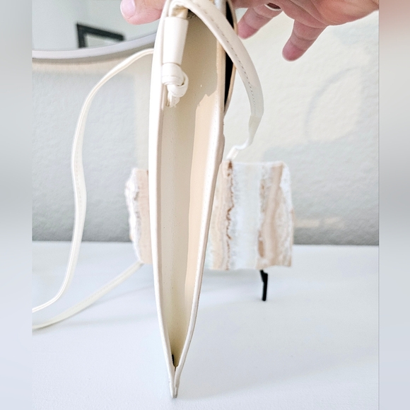 🤍EUC Authentic Celine Phone Pouch🤍 - Picture 6 of 9